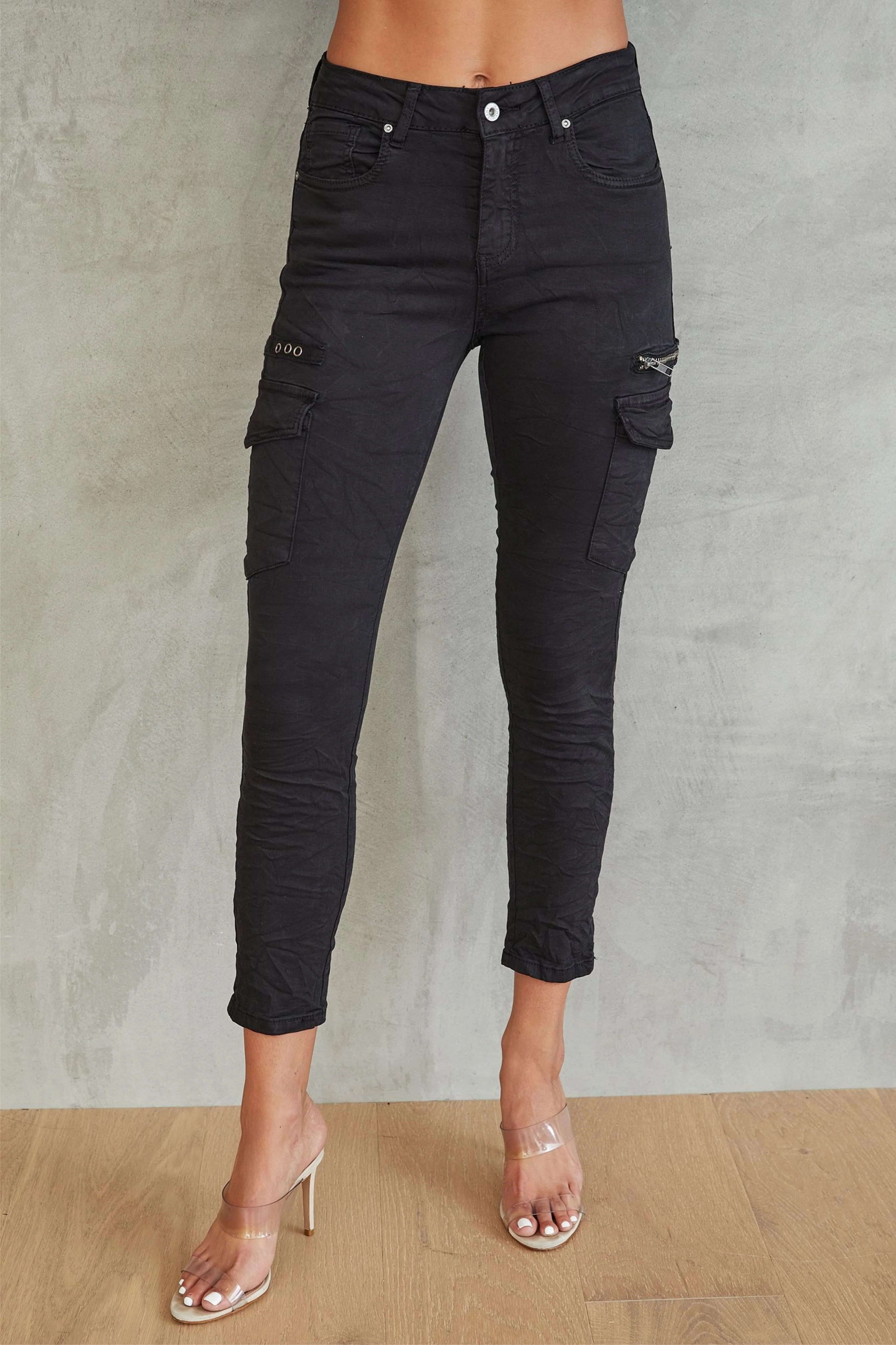 Ava Jogger - Image 14